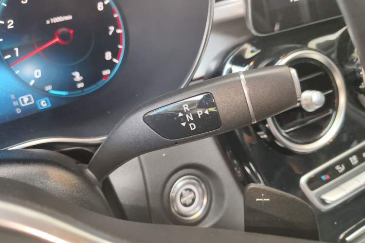 Used Mercedes-Benz GLC Coupe 2020 GLC 260 4MATIC Coupe SUV Gear Lever