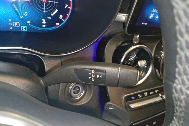 Used Mercedes-Benz GLC Coupe 2020 GLC 260 4MATIC Coupe SUV Gear Lever