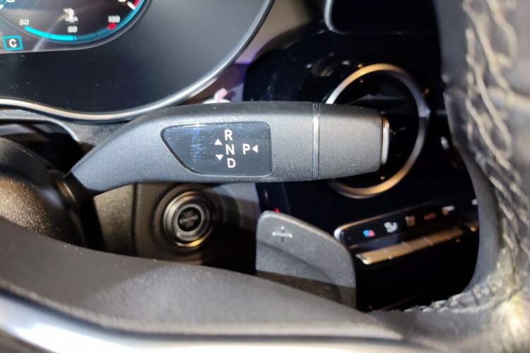 Used Mercedes-Benz GLC Coupe 2020 GLC 260 4MATIC Coupe SUV Gear Lever