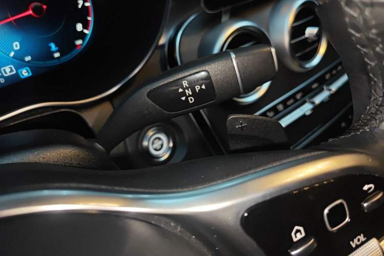 Used Mercedes-Benz GLC Coupe 2020 GLC 300 4MATIC Coupe SUV Gear Lever