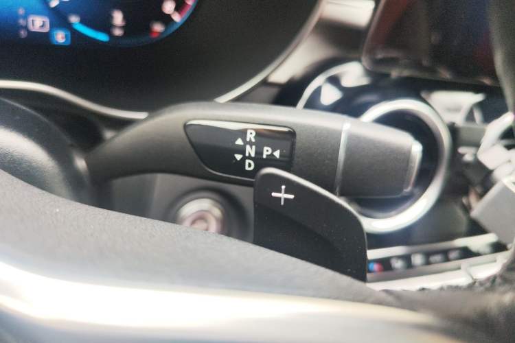 Used Mercedes-Benz GLC Coupe 2020 GLC 260 4MATIC Coupe SUV Gear Lever