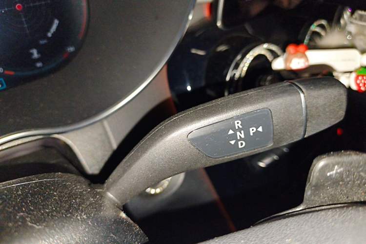 Used Mercedes-Benz GLC Coupe 2020 GLC 260 4MATIC Coupe SUV Gear Lever