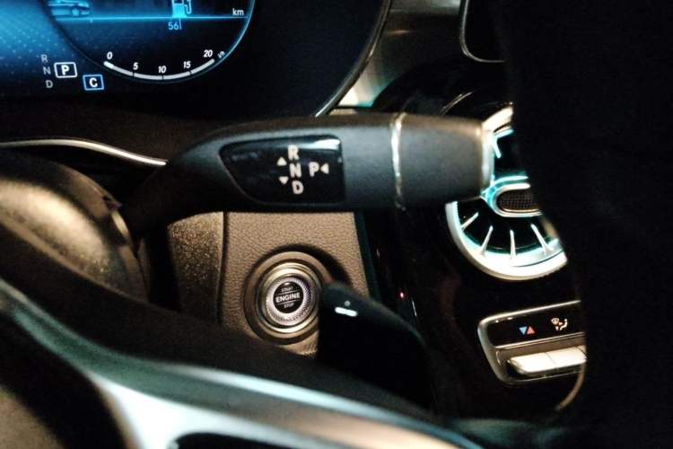 Used Mercedes-Benz GLC Coupe 2020 GLC 260 4MATIC Coupe SUV Gear Lever