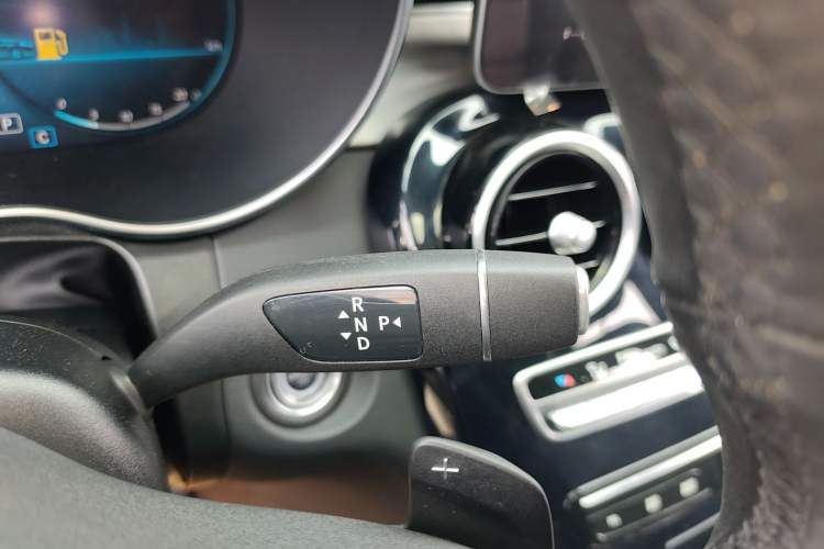 Used Mercedes-Benz GLC Coupe 2020 GLC 260 4MATIC Coupe SUV Gear Lever