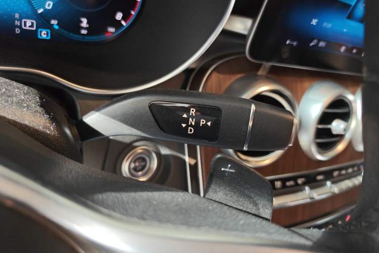 Used Mercedes-Benz GLC Coupe 2020 GLC 300 4MATIC Coupe SUV Gear Lever