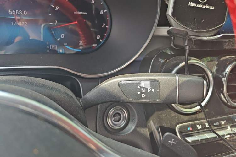Used Mercedes-Benz GLC Coupe 2020 GLC 260 4MATIC Coupe SUV Gear Lever