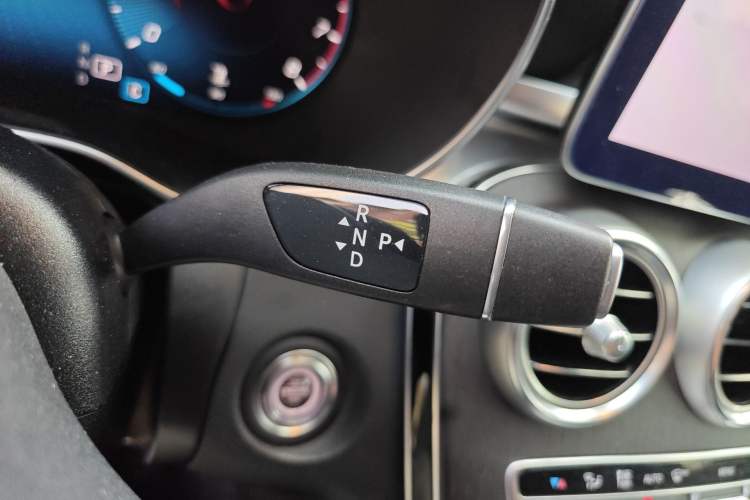 Used Mercedes-Benz GLC Coupe 2020 GLC 300 4MATIC Coupe SUV Gear Lever