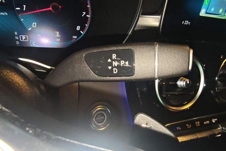 Used Mercedes-Benz GLC Coupe 2020 GLC 260 4MATIC Coupe SUV Gear Lever