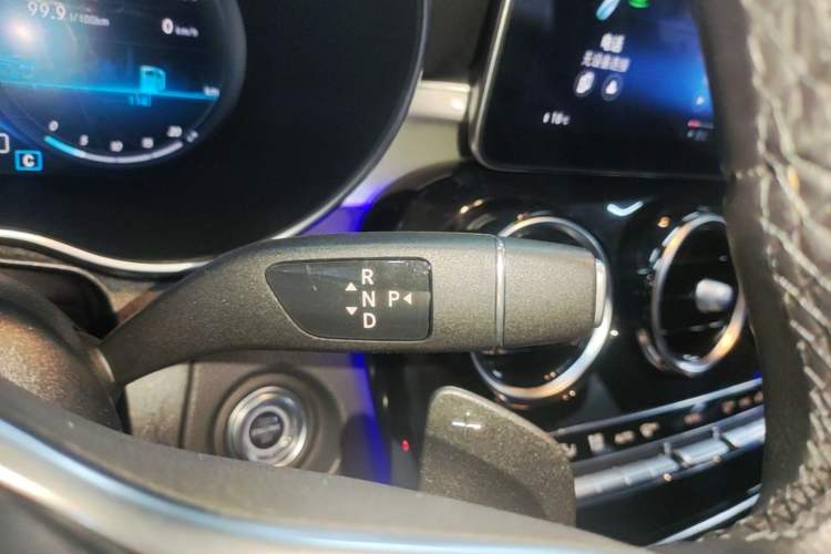 Used Mercedes-Benz GLC Coupe 2020 GLC 260 4MATIC Coupe SUV Gear Lever