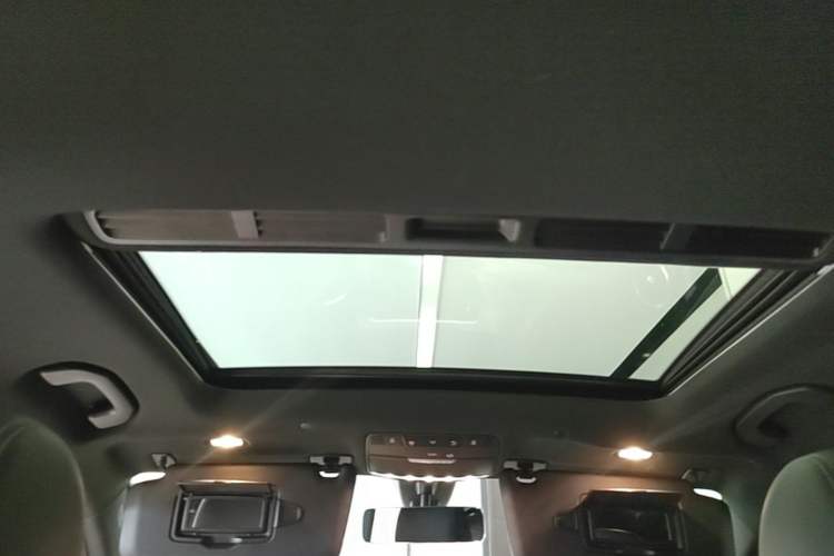 Used Mercedes-Benz GLC Coupe 2020 GLC 260 4MATIC Coupe SUV Headliner