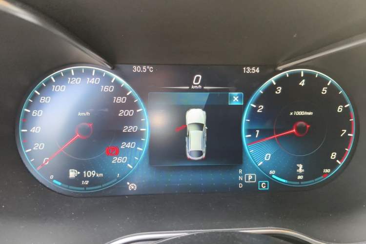 Used Mercedes-Benz GLC Coupe 2020 GLC 260 4MATIC Coupe SUV Instrument Cluster