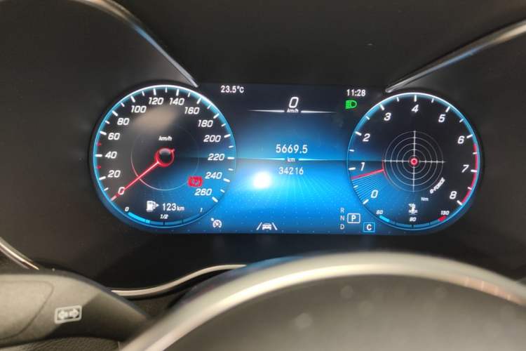Used Mercedes-Benz GLC Coupe 2020 GLC 300 4MATIC Coupe SUV Instrument Cluster