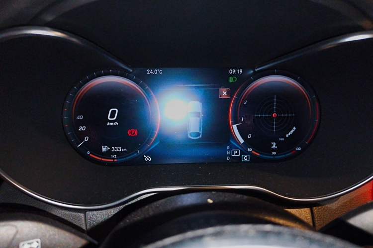 Used Mercedes-Benz GLC Coupe 2020 GLC 260 4MATIC Coupe SUV Instrument Cluster