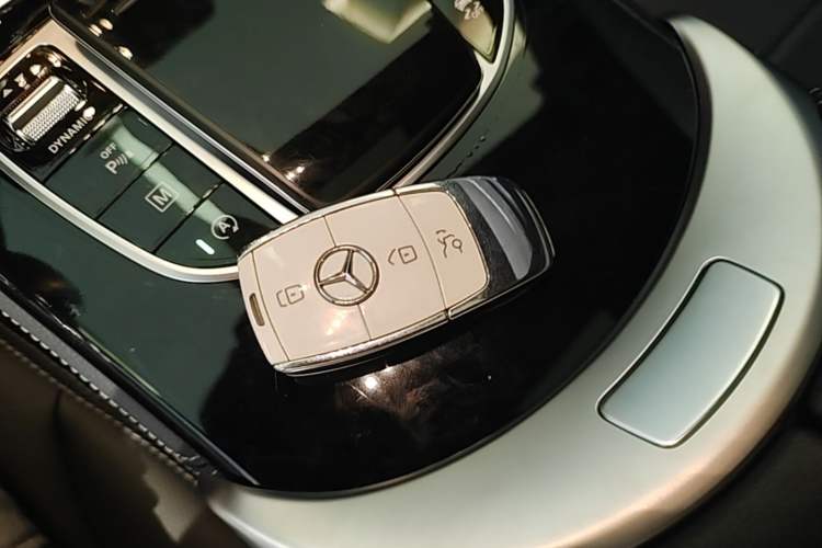 Used Mercedes-Benz GLC Coupe 2020 GLC 260 4MATIC Coupe SUV Interior 1
