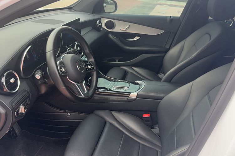 Used Mercedes-Benz GLC Coupe 2020 GLC 260 4MATIC Coupe SUV Interior 2