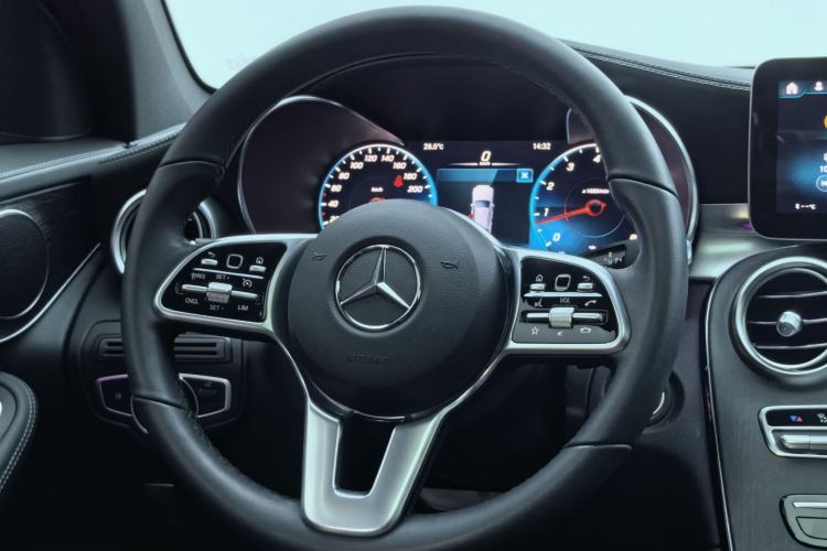 Used Mercedes-Benz GLC Coupe 2020 GLC 300 4MATIC Coupe SUV Interior 6