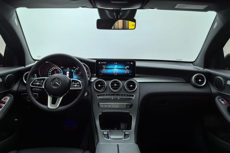 Used Mercedes-Benz GLC Coupe 2020 GLC 300 4MATIC Coupe SUV Interior 7