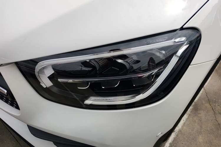 Used Mercedes-Benz GLC Coupe 2020 GLC 260 4MATIC Coupe SUV Left Front Headlight