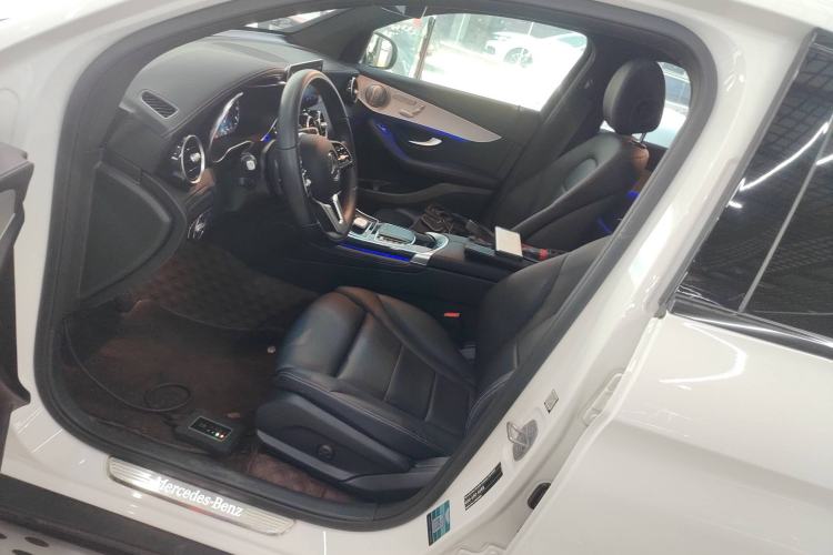 Used Mercedes-Benz GLC Coupe 2020 GLC 260 4MATIC Coupe SUV Left Front Seat