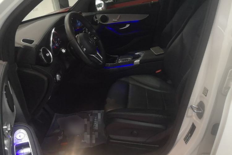 Used Mercedes-Benz GLC Coupe 2020 GLC 260 4MATIC Coupe SUV Left Front Seat