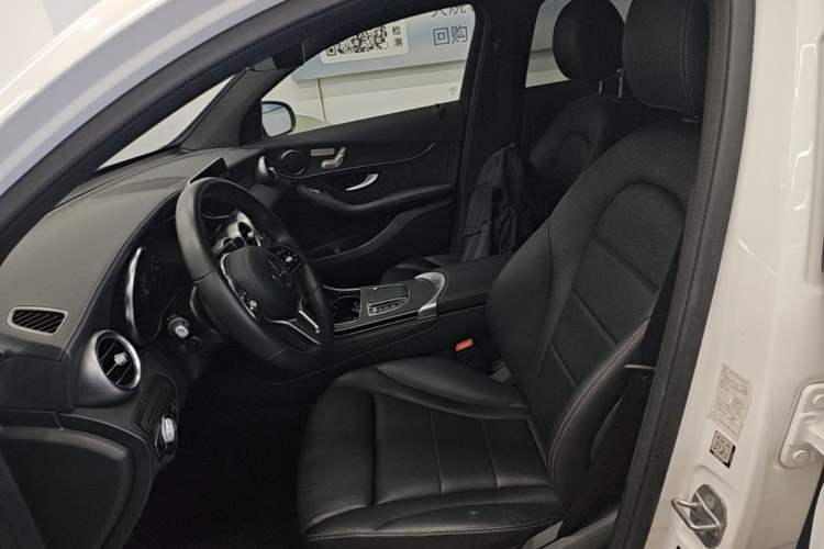 Used Mercedes-Benz GLC Coupe 2020 GLC 300 4MATIC Coupe SUV Left Front Seat