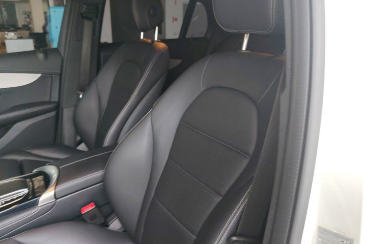 Used Mercedes-Benz GLC Coupe 2020 GLC 260 4MATIC Coupe SUV Left Front Seat