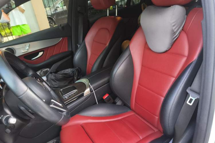 Used Mercedes-Benz GLC Coupe 2020 GLC 260 4MATIC Coupe SUV Left Front Seat