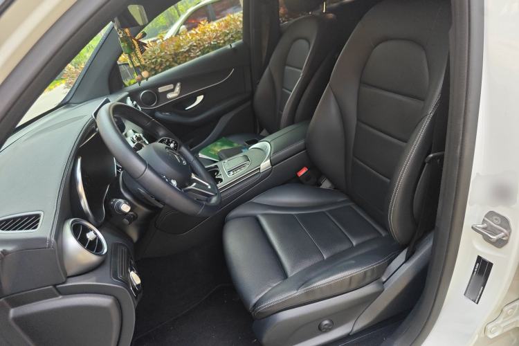 Used Mercedes-Benz GLC Coupe 2020 GLC 300 4MATIC Coupe SUV Left Front Seat
