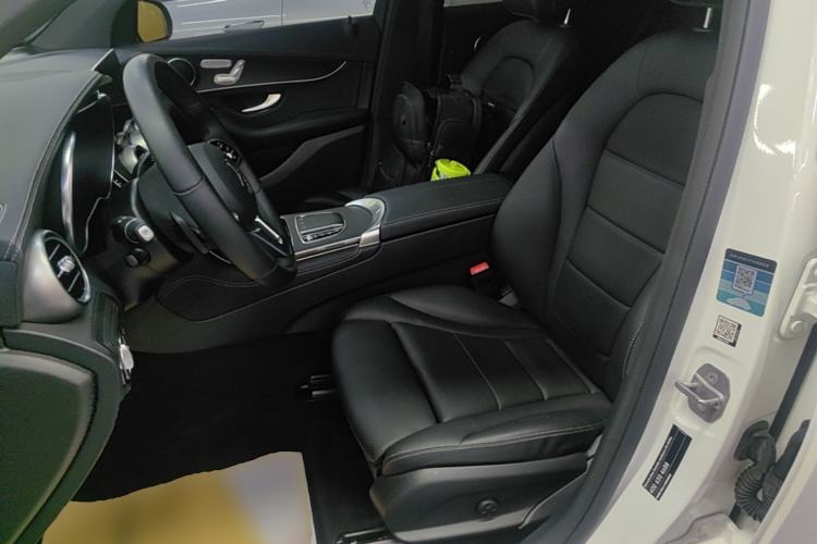 Used Mercedes-Benz GLC Coupe 2020 GLC 300 4MATIC Coupe SUV Left Front Seat