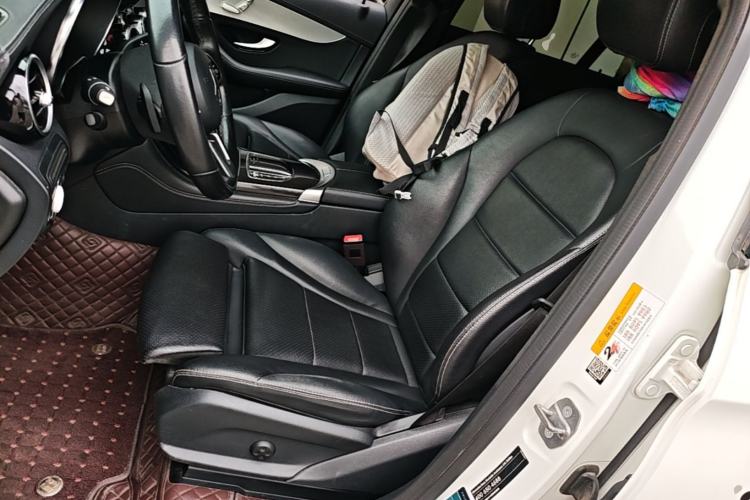 Used Mercedes-Benz GLC Coupe 2020 GLC 260 4MATIC Coupe SUV Left Front Seat