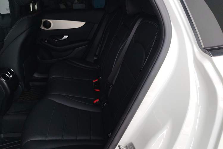 Used Mercedes-Benz GLC Coupe 2020 GLC 260 4MATIC Coupe SUV Left Rear Seat