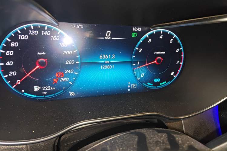 Used Mercedes-Benz GLC Coupe 2020 GLC 260 4MATIC Coupe SUV Odometer Close Up