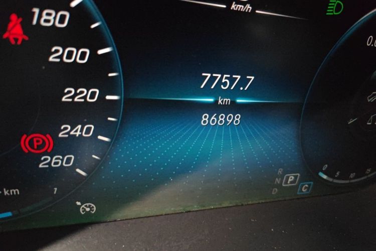 Used Mercedes-Benz GLC Coupe 2020 GLC 260 4MATIC Coupe SUV Odometer Close Up
