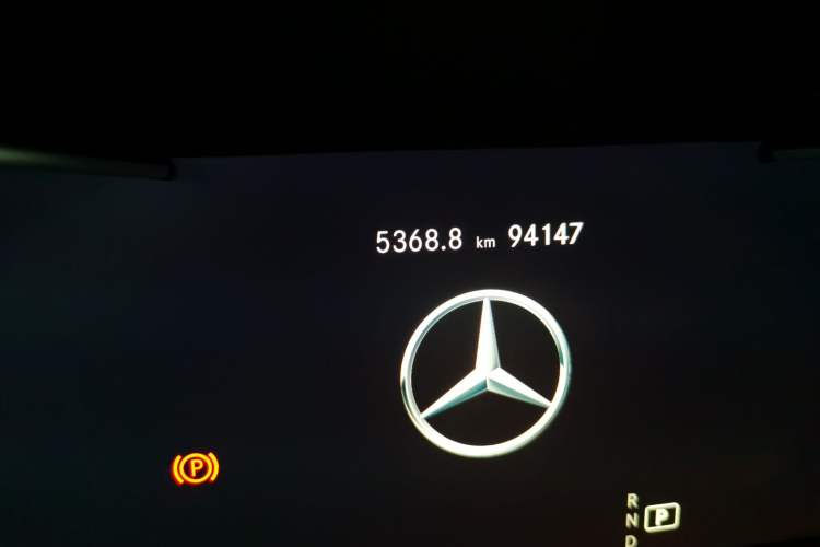 Used Mercedes-Benz GLC Coupe 2020 GLC 260 4MATIC Coupe SUV Odometer Close Up