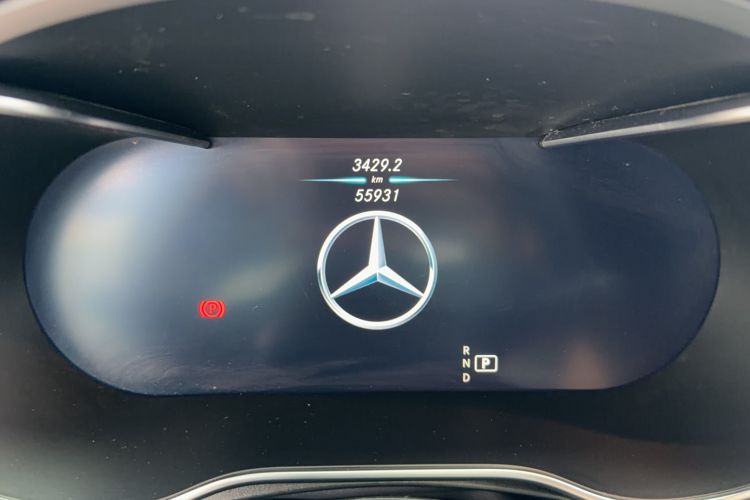 Used Mercedes-Benz GLC Coupe 2020 GLC 260 4MATIC Coupe SUV Odometer Close Up