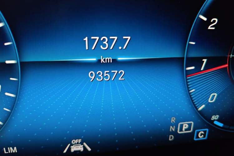 Used Mercedes-Benz GLC Coupe 2020 GLC 300 4MATIC Coupe SUV Odometer Close Up