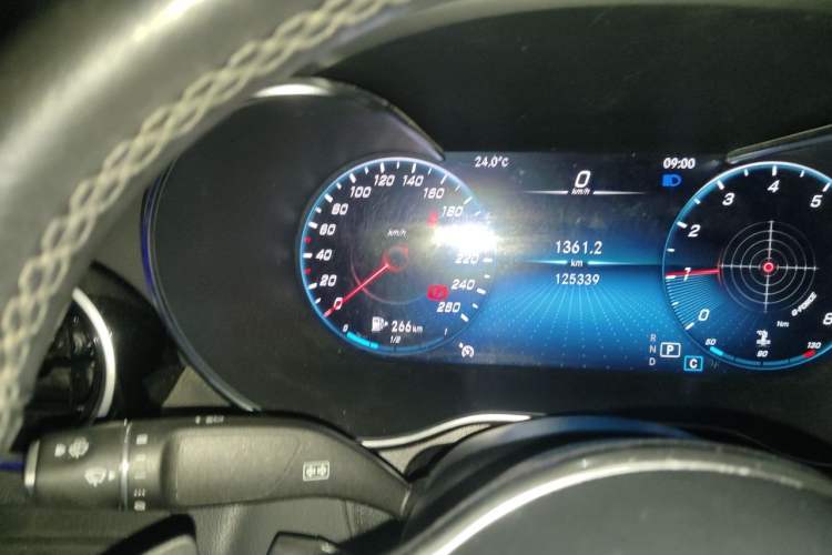 Used Mercedes-Benz GLC Coupe 2020 GLC 260 4MATIC Coupe SUV Odometer Close Up
