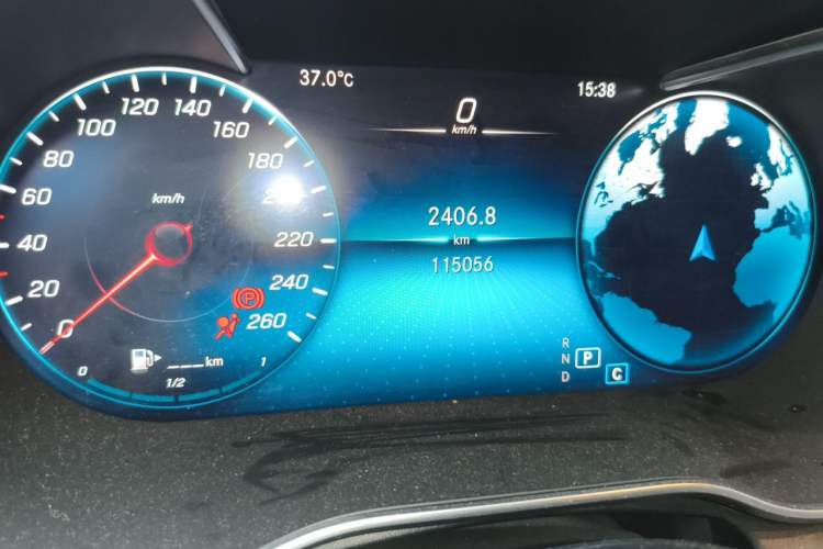 Used Mercedes-Benz GLC Coupe 2020 GLC 260 4MATIC Coupe SUV Odometer Close Up