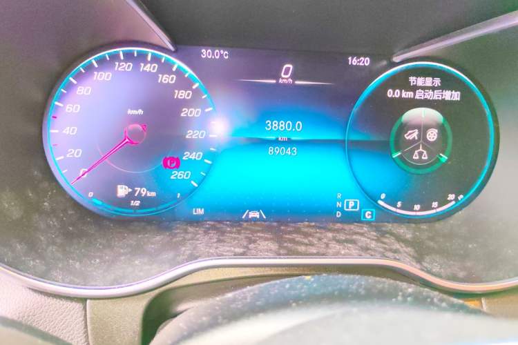 Used Mercedes-Benz GLC Coupe 2020 GLC 300 4MATIC Coupe SUV Odometer Close Up