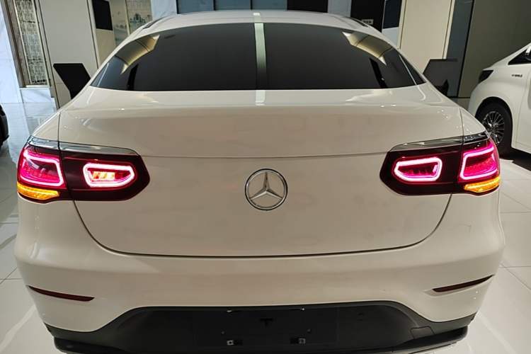 Used Mercedes-Benz GLC Coupe 2020 GLC 260 4MATIC Coupe SUV Rear