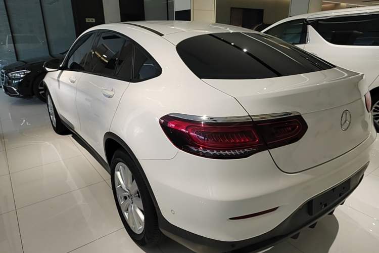 Used Mercedes-Benz GLC Coupe 2020 GLC 260 4MATIC Coupe SUV Rear Left 45 Deg