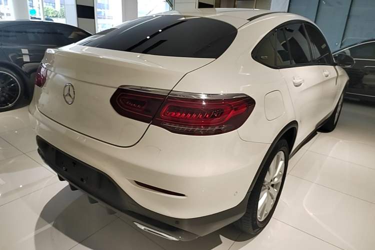 Used Mercedes-Benz GLC Coupe 2020 GLC 260 4MATIC Coupe SUV Rear Right 45 Deg