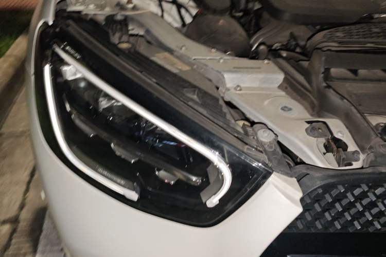 Used Mercedes-Benz GLC Coupe 2020 GLC 300 4MATIC Coupe SUV Right Front Headlight