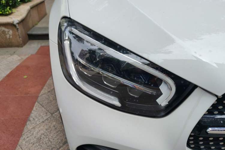 Used Mercedes-Benz GLC Coupe 2020 GLC 260 4MATIC Coupe SUV Right Front Headlight