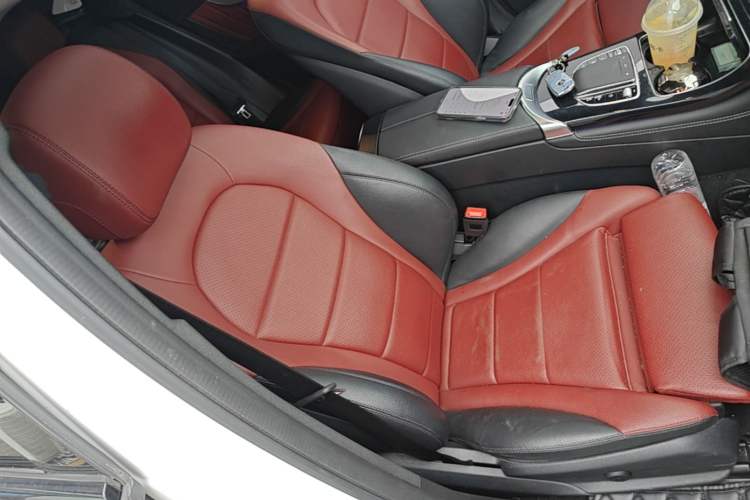 Used Mercedes-Benz GLC Coupe 2020 GLC 260 4MATIC Coupe SUV Right Front Seat