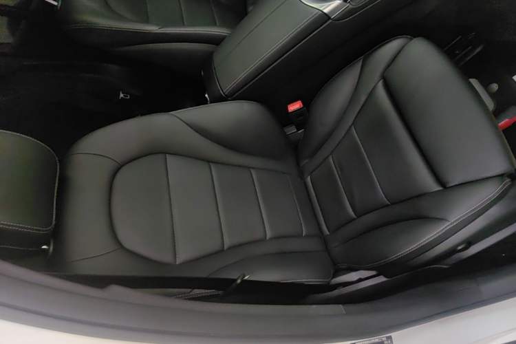 Used Mercedes-Benz GLC Coupe 2020 GLC 300 4MATIC Coupe SUV Right Front Seat
