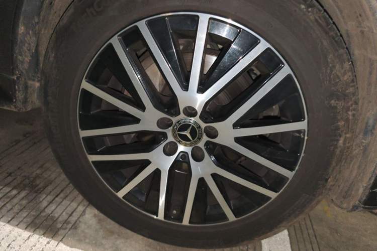 Used Mercedes-Benz GLC Coupe 2020 GLC 300 4MATIC Coupe SUV Right Front Wheel Hub