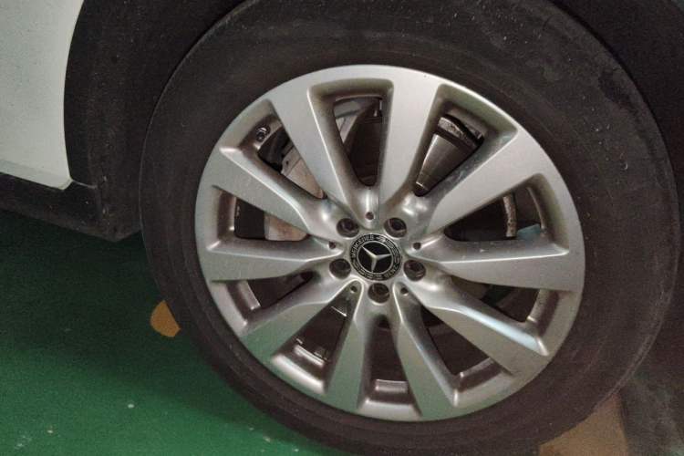 Used Mercedes-Benz GLC Coupe 2020 GLC 260 4MATIC Coupe SUV Right Front Wheel Hub