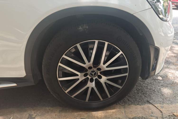 Used Mercedes-Benz GLC Coupe 2020 GLC 300 4MATIC Coupe SUV Right Front Wheel Hub