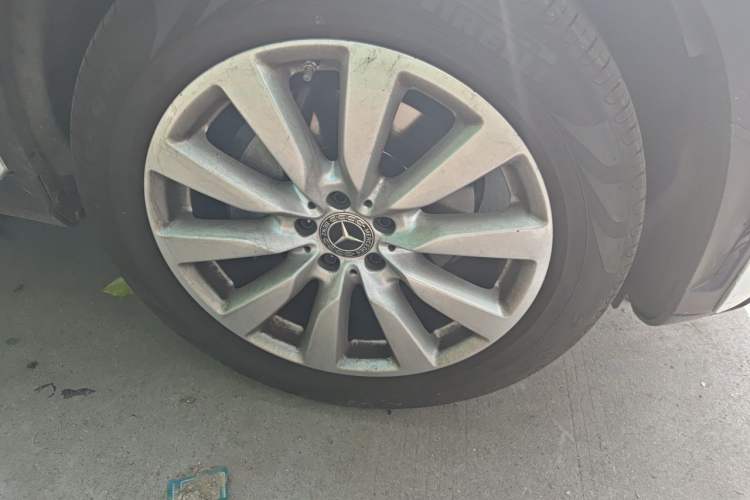Used Mercedes-Benz GLC Coupe 2020 GLC 260 4MATIC Coupe SUV Right Front Wheel Hub
